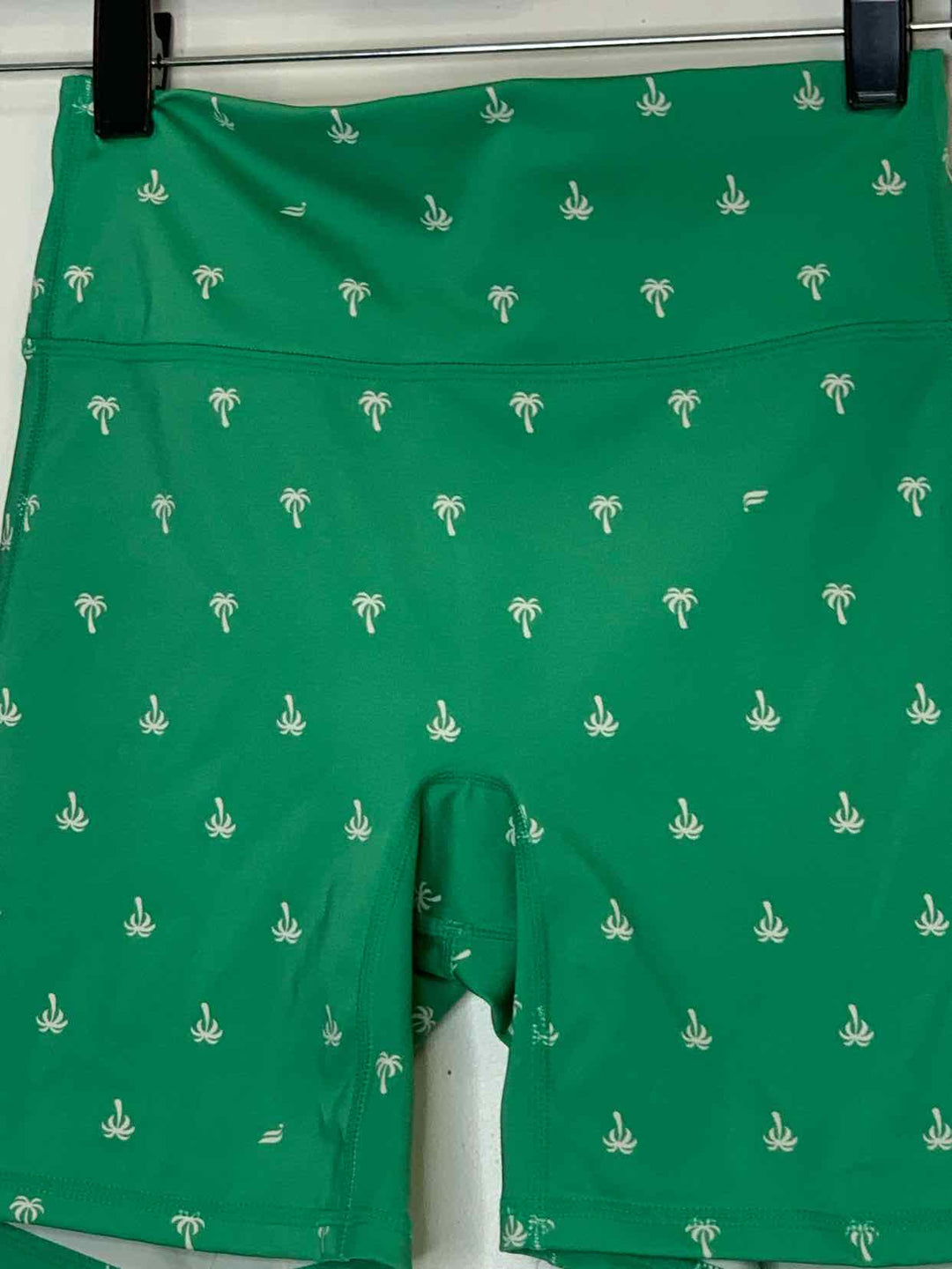 Women Size XS Fabletics Green athletic short