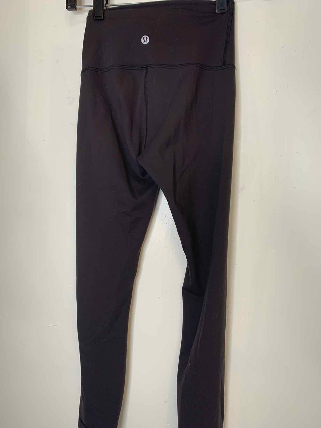 Women Size 2 Lululemon Black athletic pant