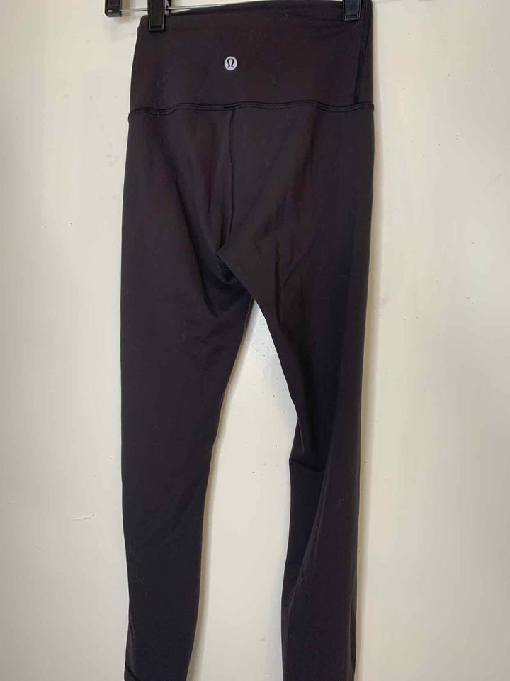 Women Size 2 Lululemon Black athletic pant