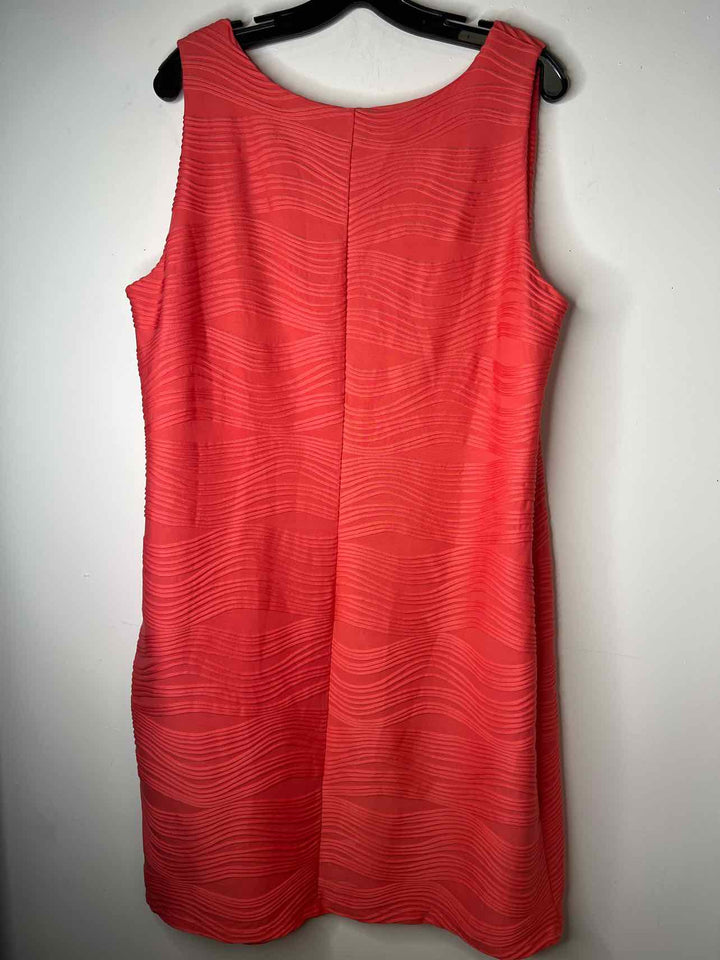 Women Size XL Slinky Brand Salmon sleeveless dress