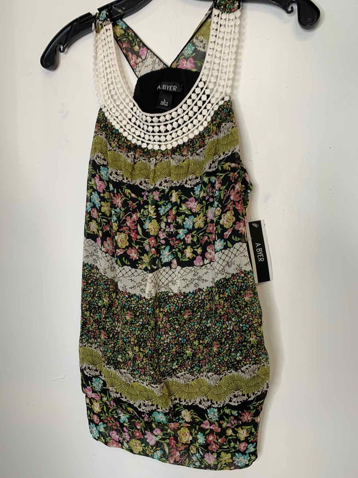 A Byer Women Size L Olive sleeveless