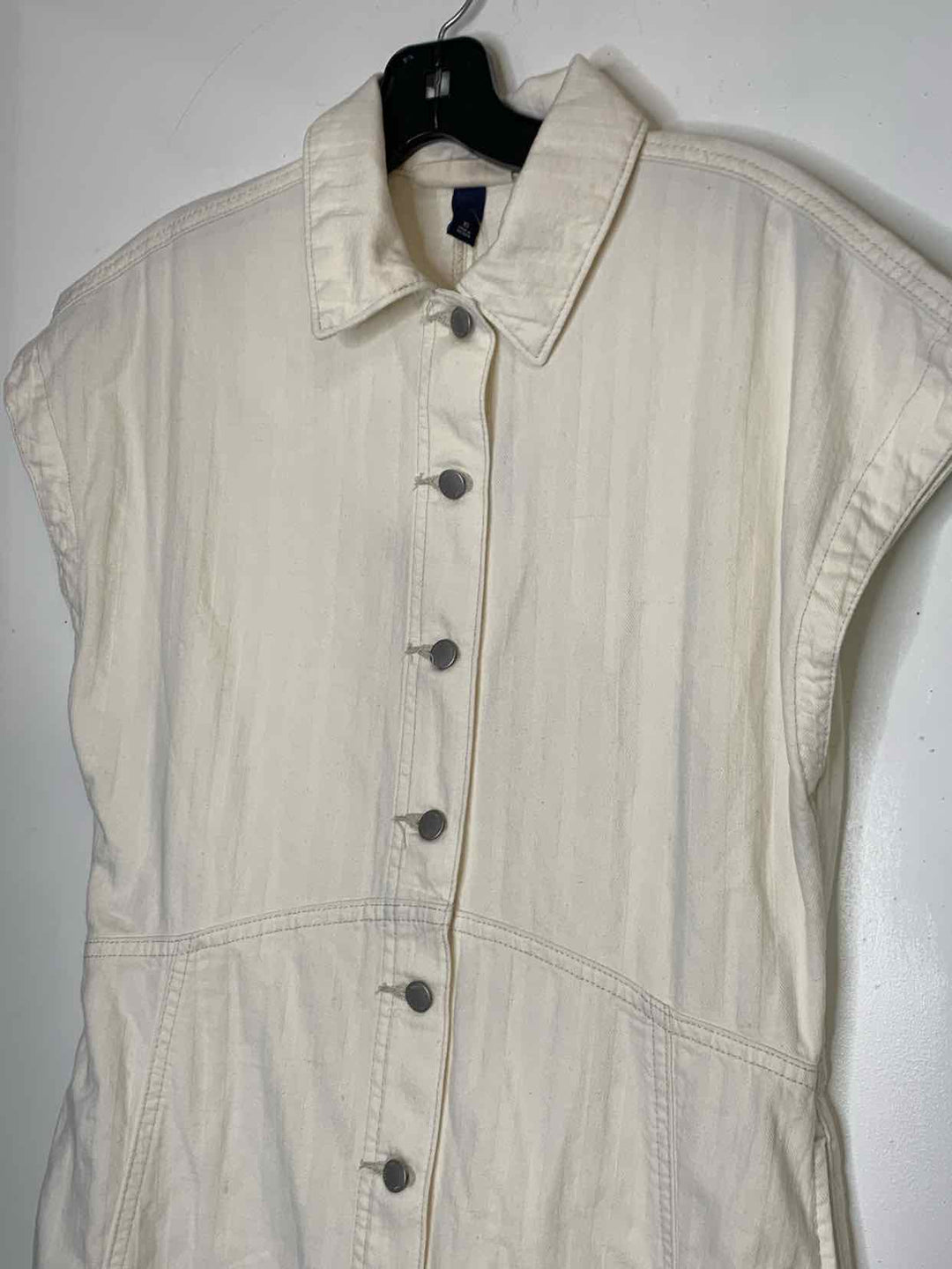 Women Size XS Universal Thread Ivory short sleeve