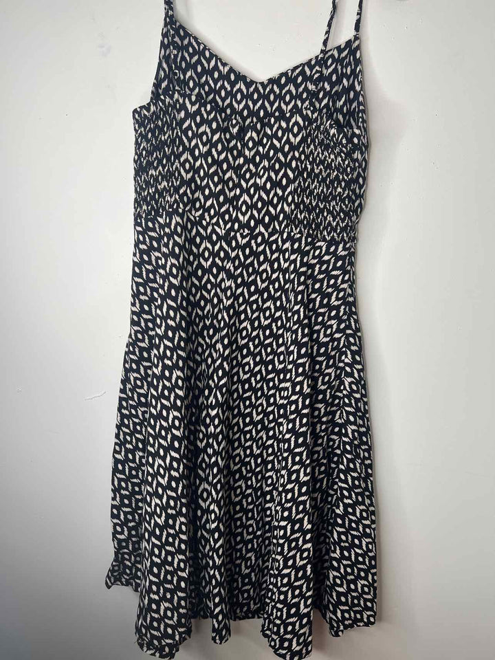 Women Size M Old Navy Black spaghetti strap dress
