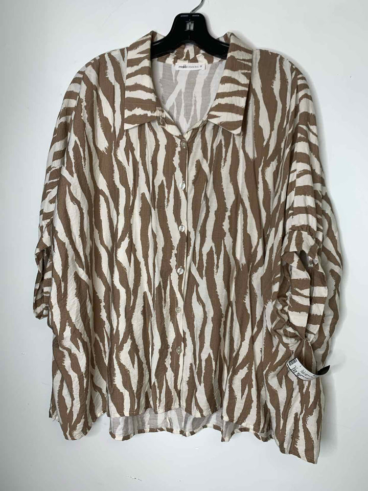 Makk Women Size M tan short sleeve top