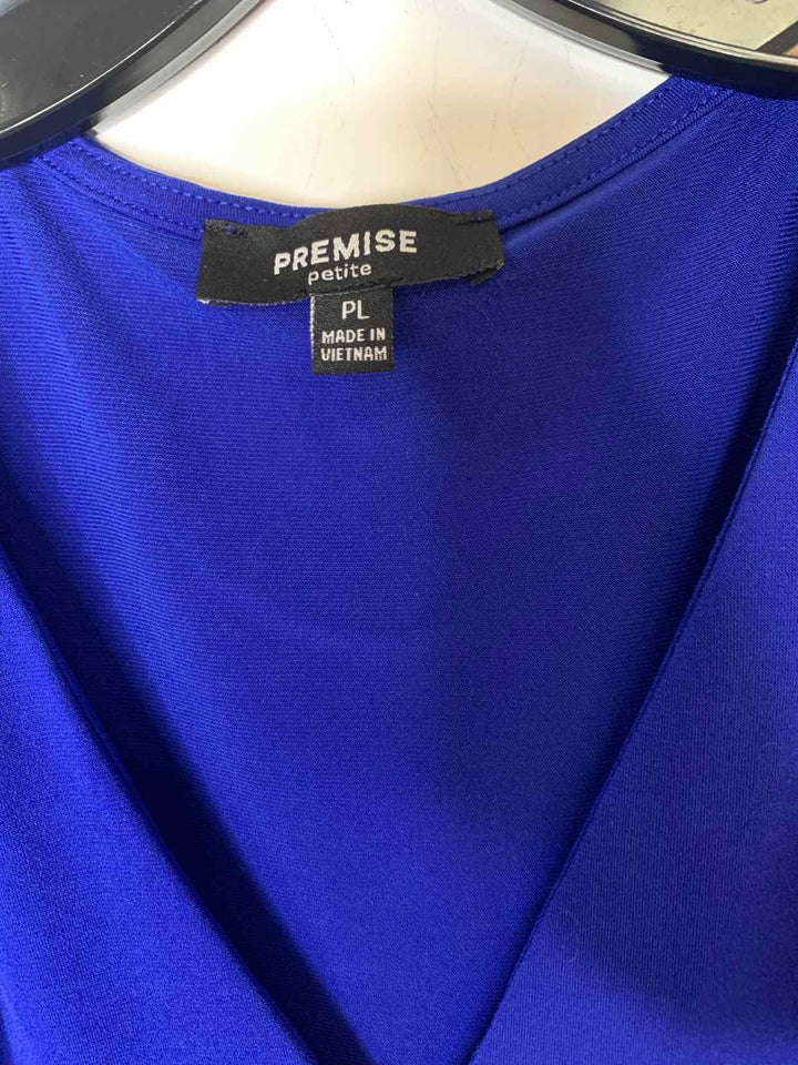 Premise Women Size PL Blue sleeveless