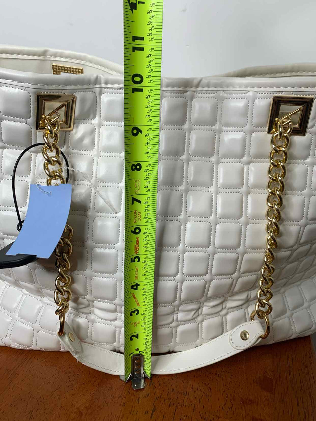 White shoulder bag