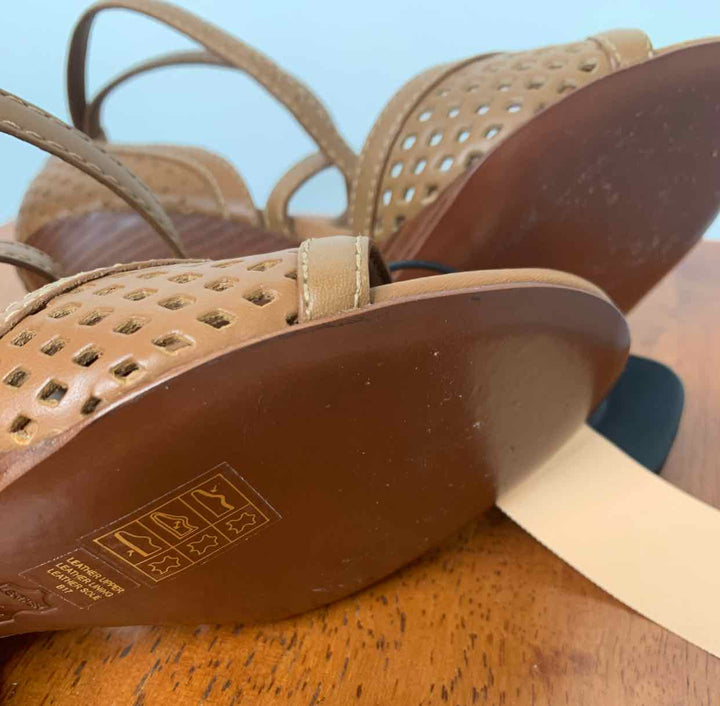 Tory Burch Brown W Shoe Size 5.5 wedge