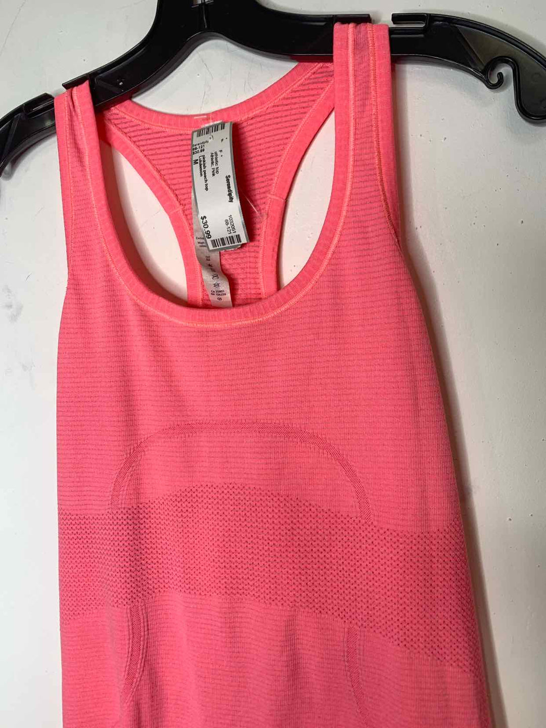 Lululemon Women Size M Pink athletic top