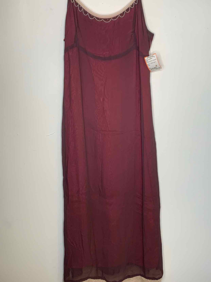 Women Size M ecote Burgundy spaghetti strap dress