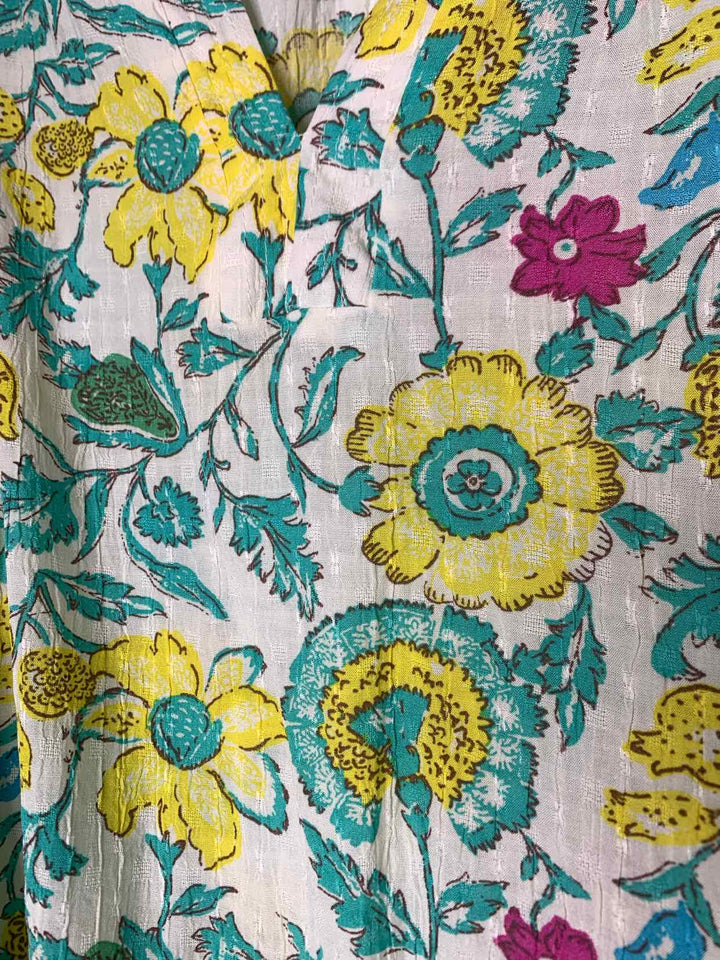 Rachel Ray Women Size M floral short sleeve top