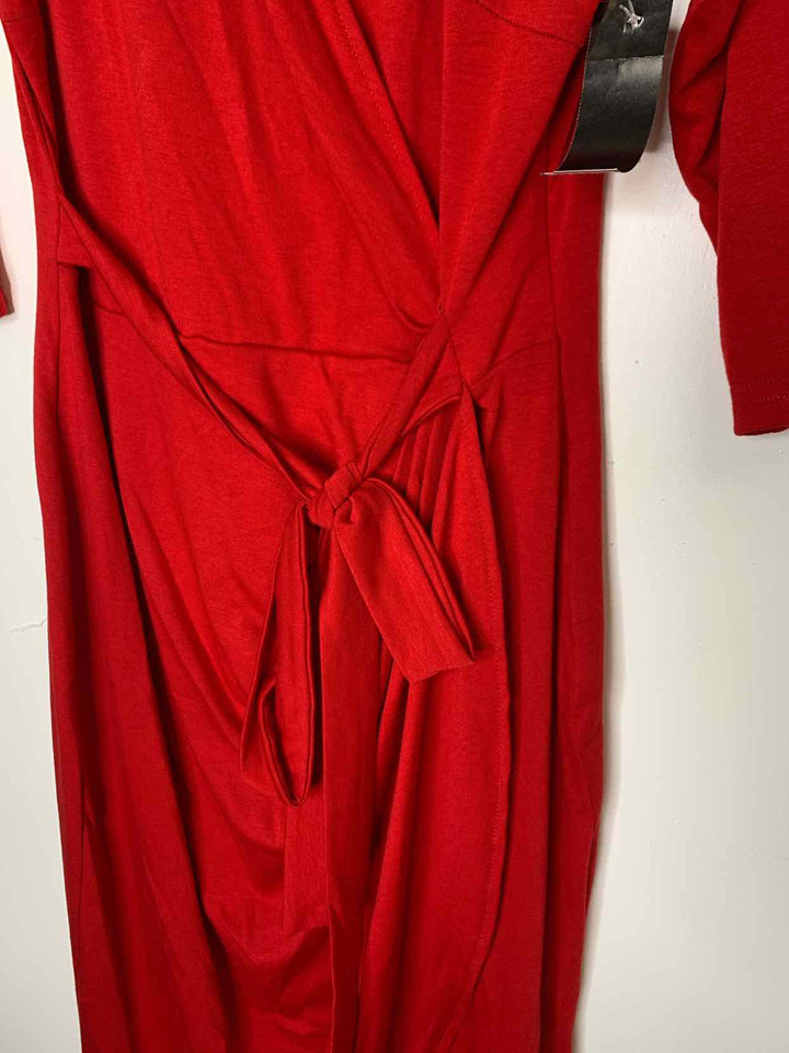 Women Size M Red long sleeve dress