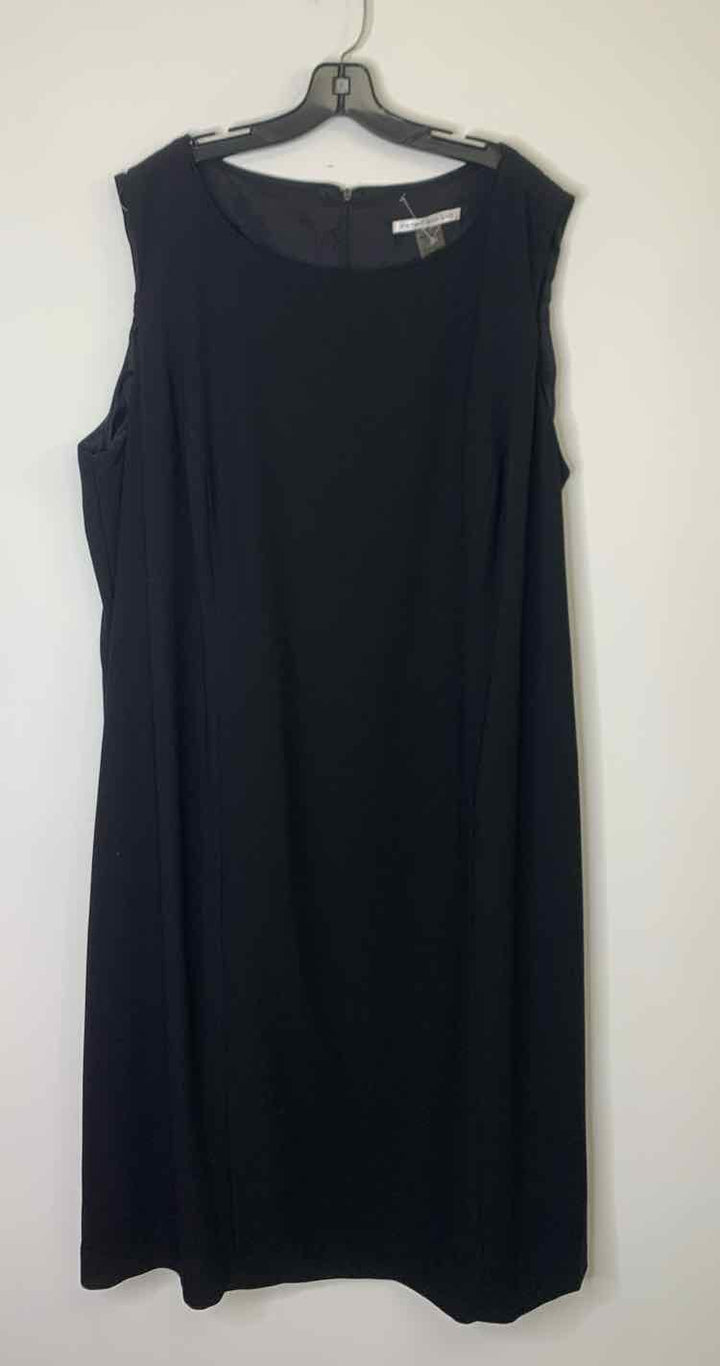Women Size 22W Peter Nygard Black sleeveless dress