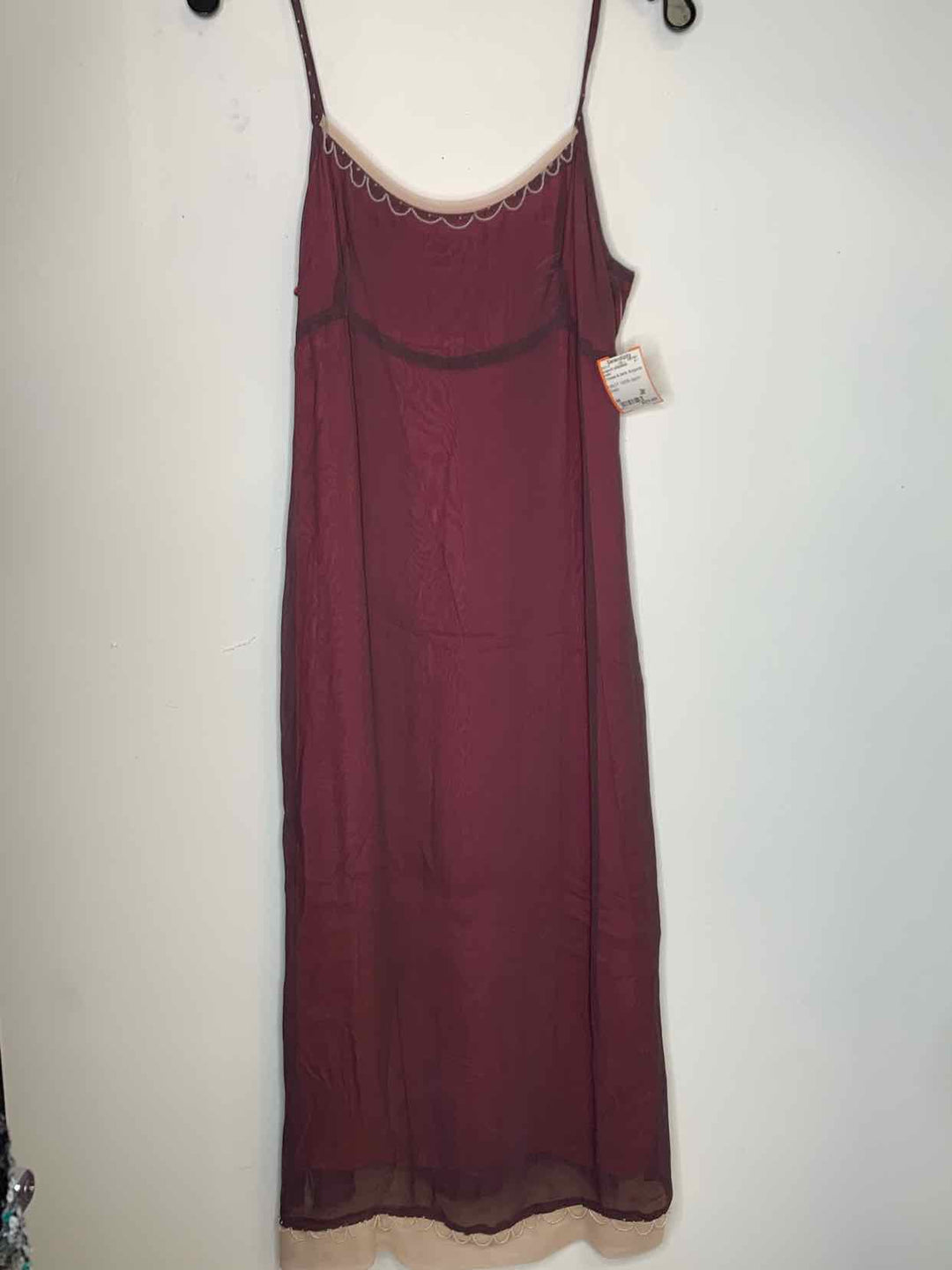 Women Size M ecote Burgundy spaghetti strap dress