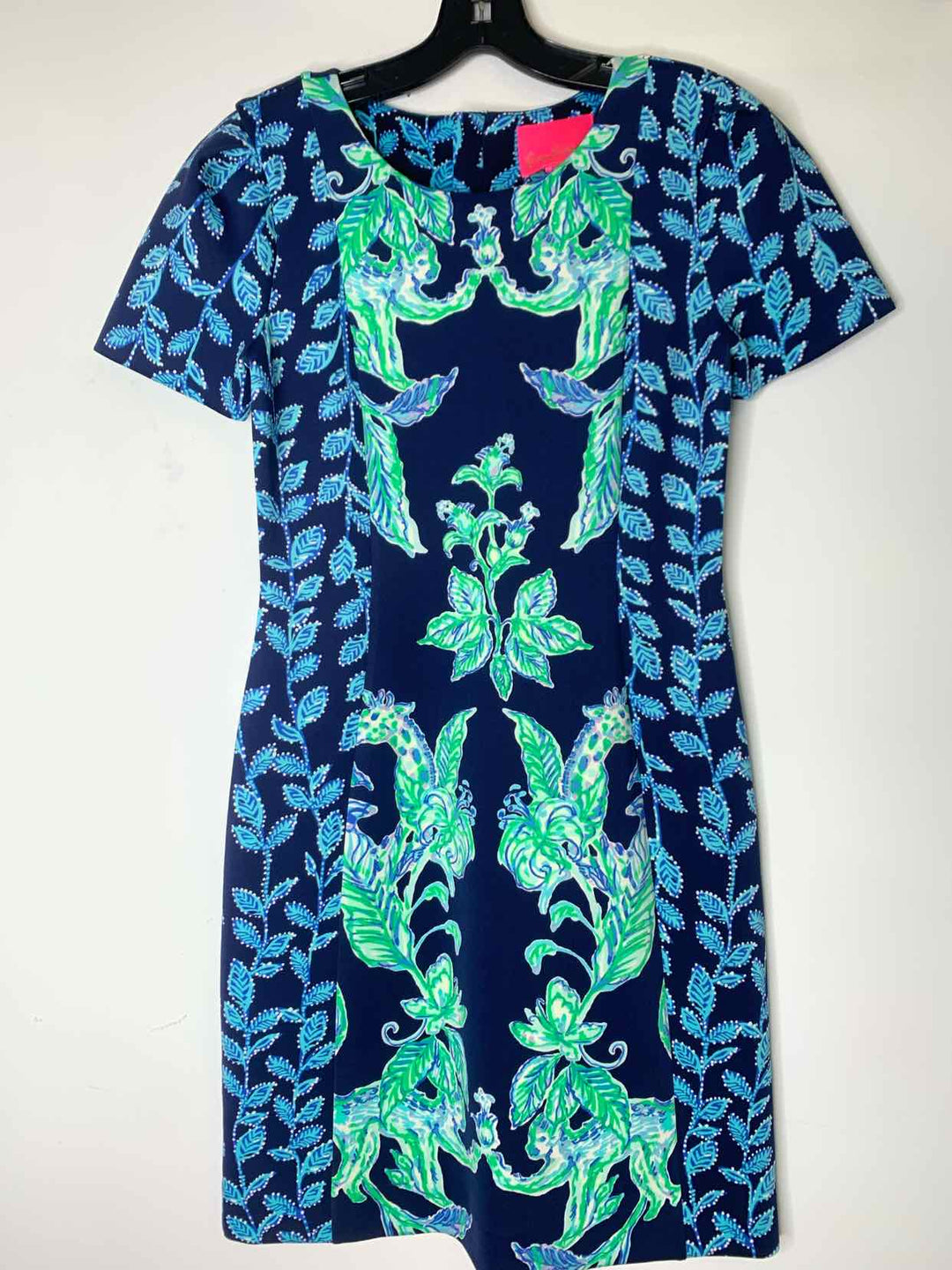 Women Size 4 Lilly Pulitzer Navy short sleeve