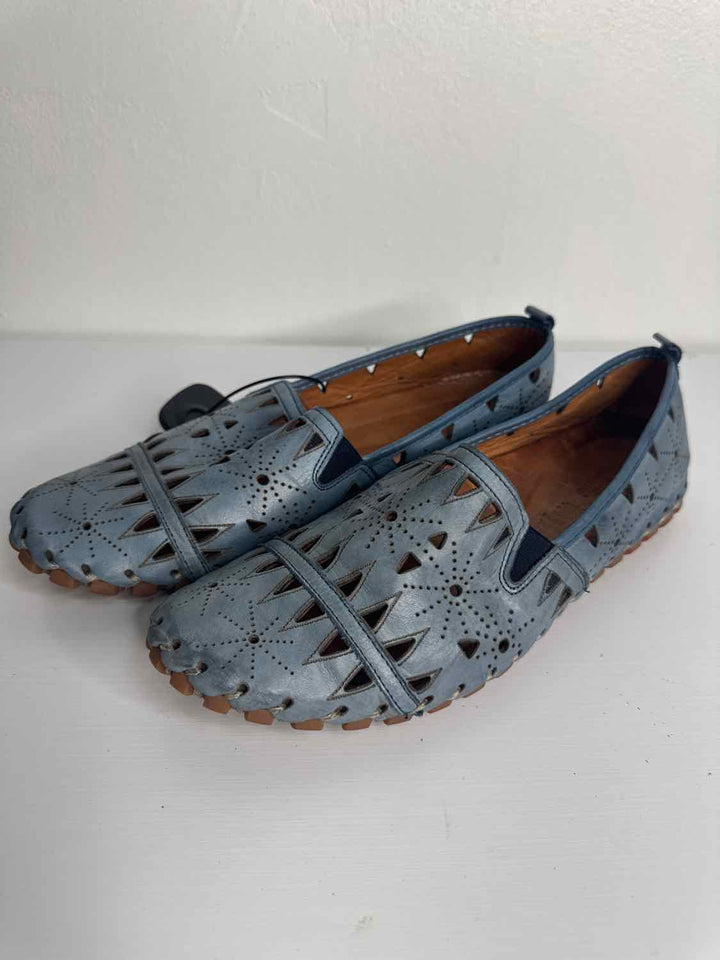 Spring Step Shoe Size 10 Blue flat shoe