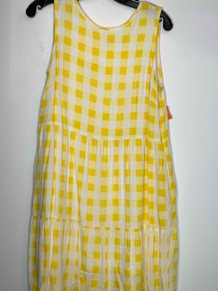 Women Size M Yellow sleeveless dress