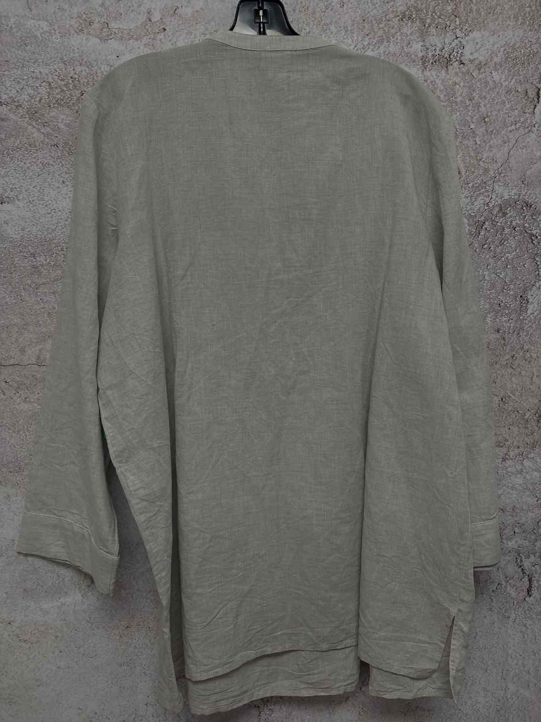 Chicos Women Size 3 Grey long sleeve top