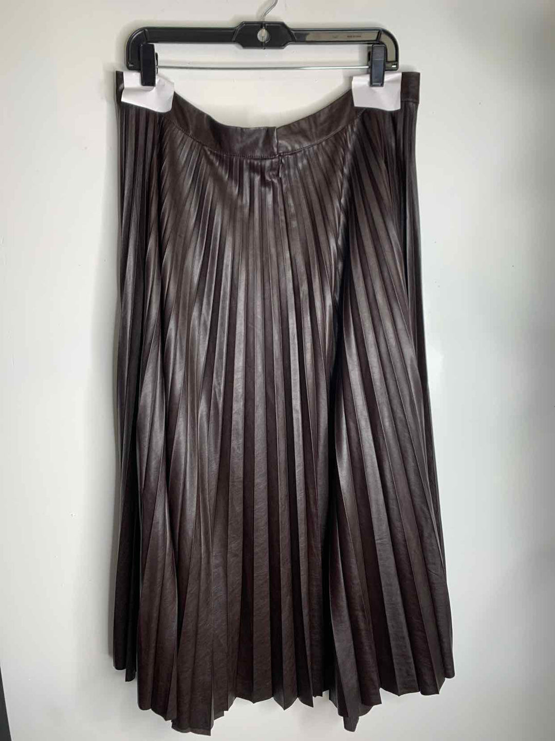 Women Size XL BCBG Brown long skirt