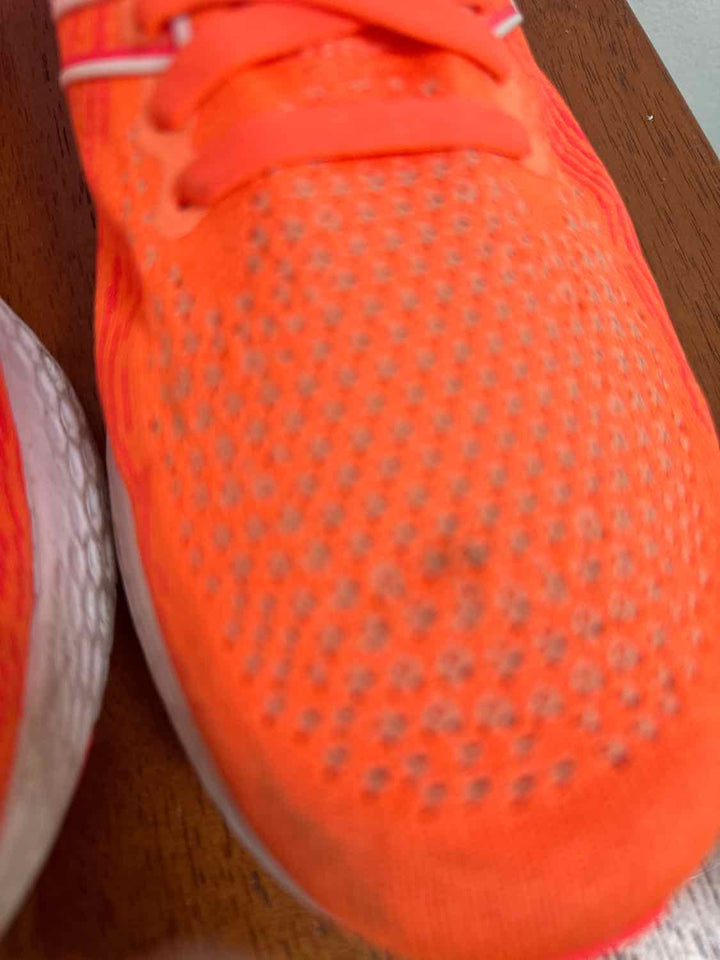 New Balance Shoe Size 9.5 Orange athletic sneaker
