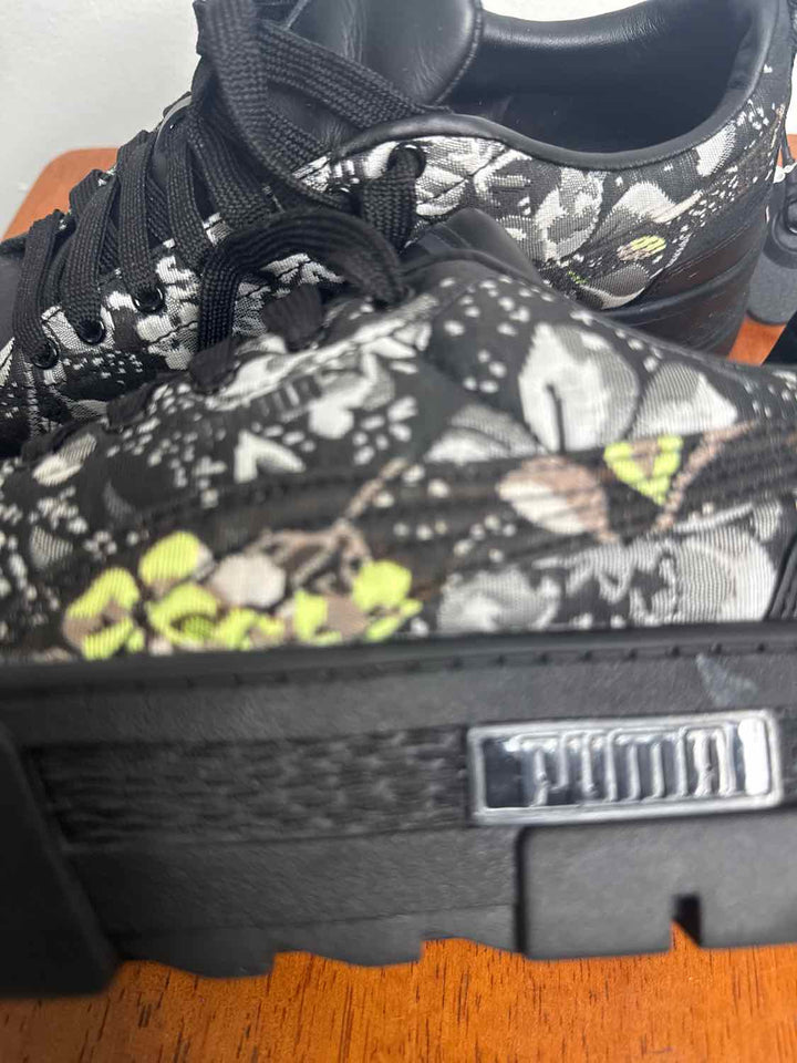 Puma Shoe Size 8 Black athletic sneaker
