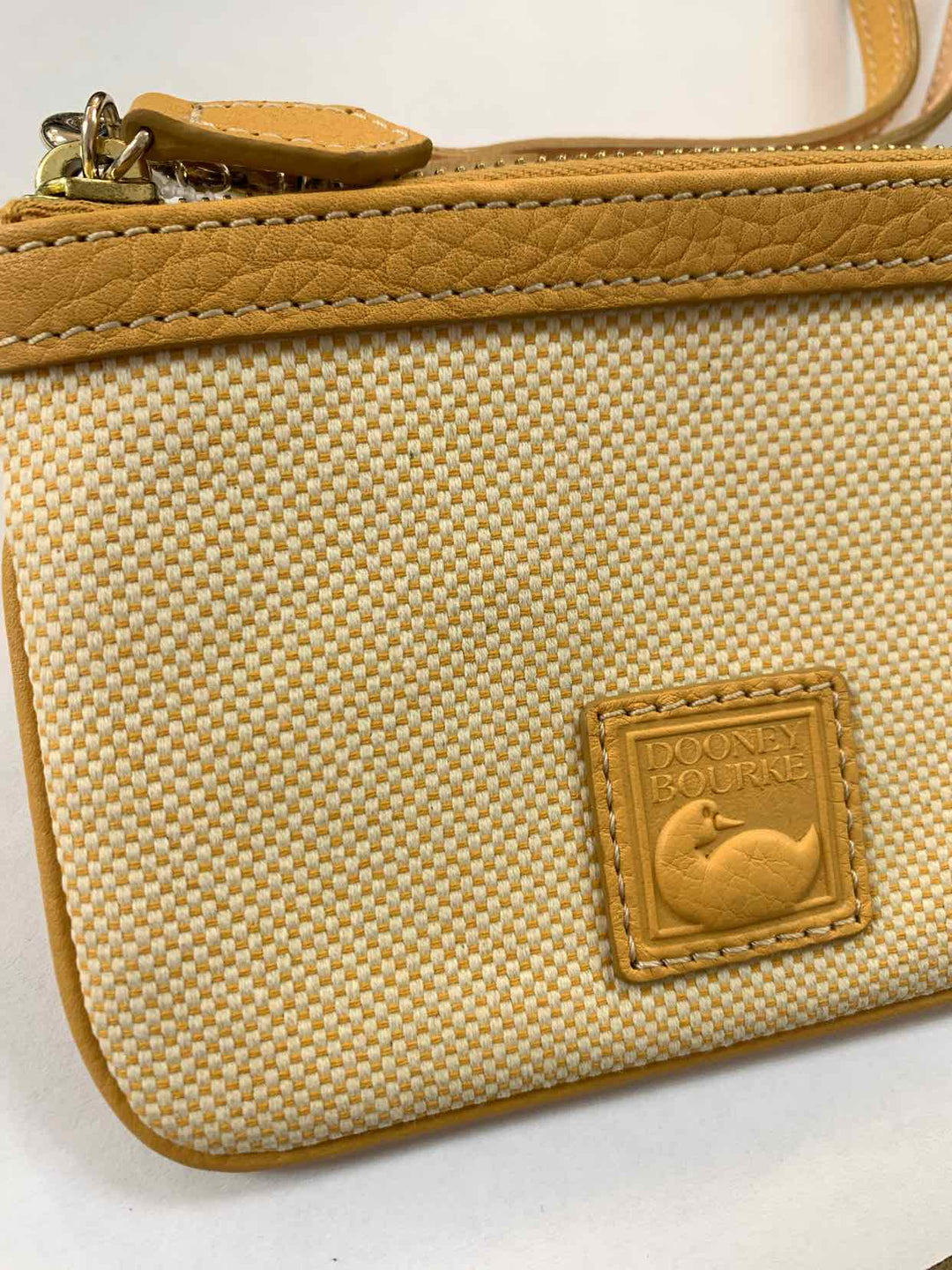 Dooney & Bourke NWOT Purse
