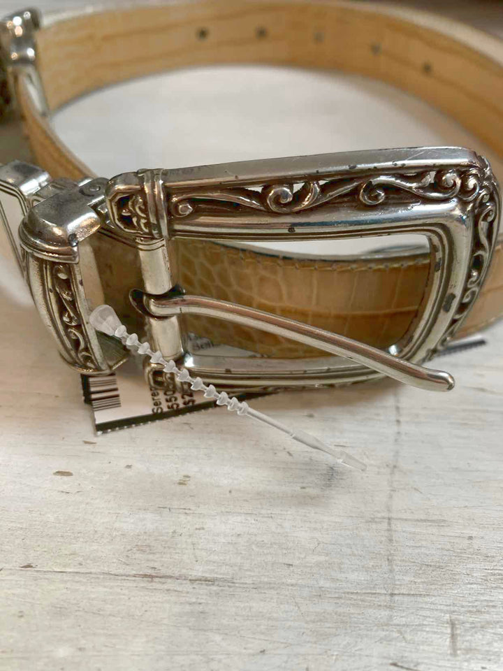 Brighton Size Large White Belt