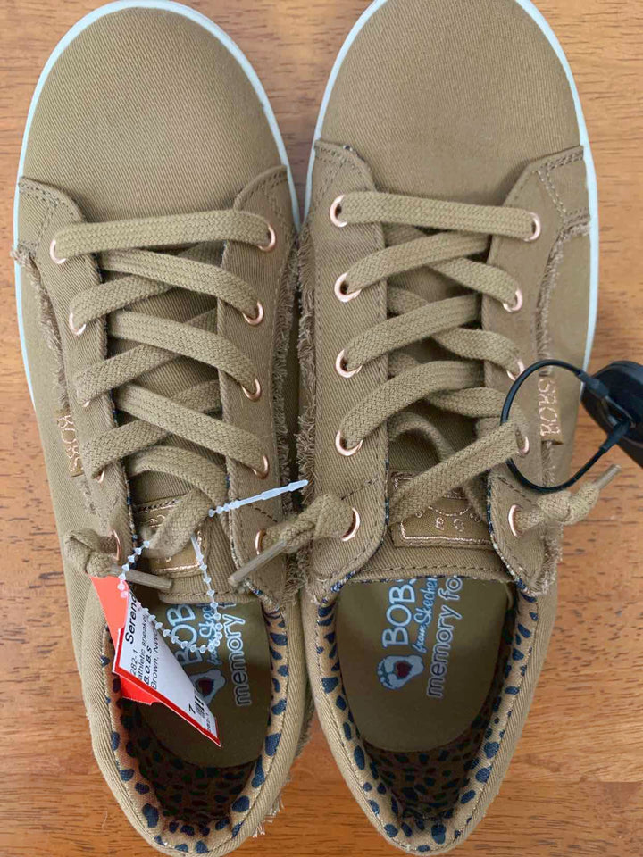 B.O.B.S Shoe Size 7 Brown athletic sneaker
