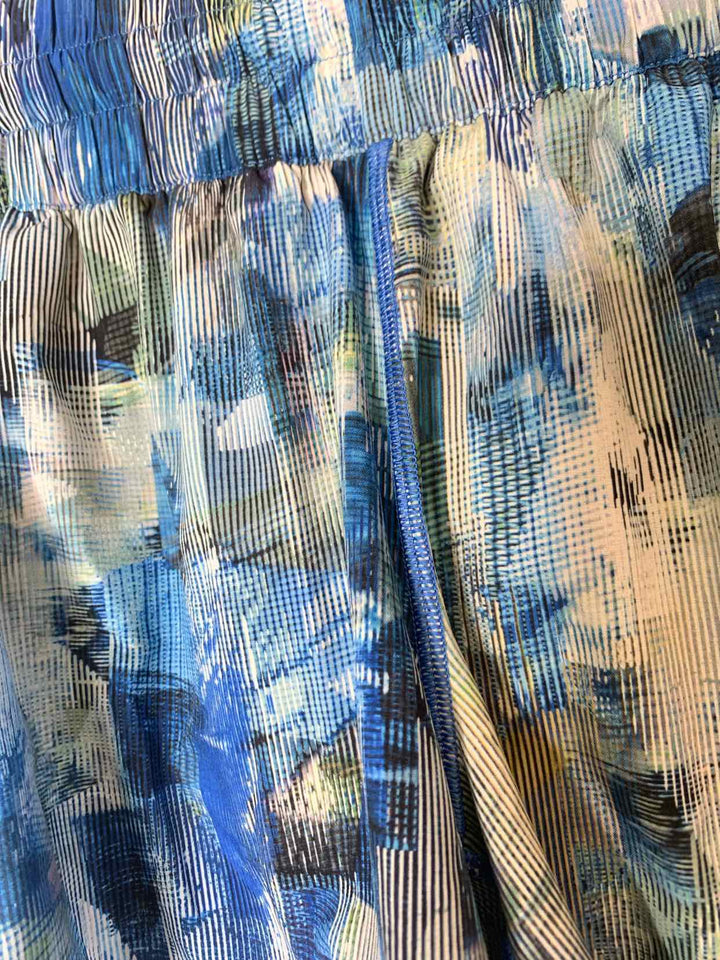 Lululemon Size 8 Blue athletic short