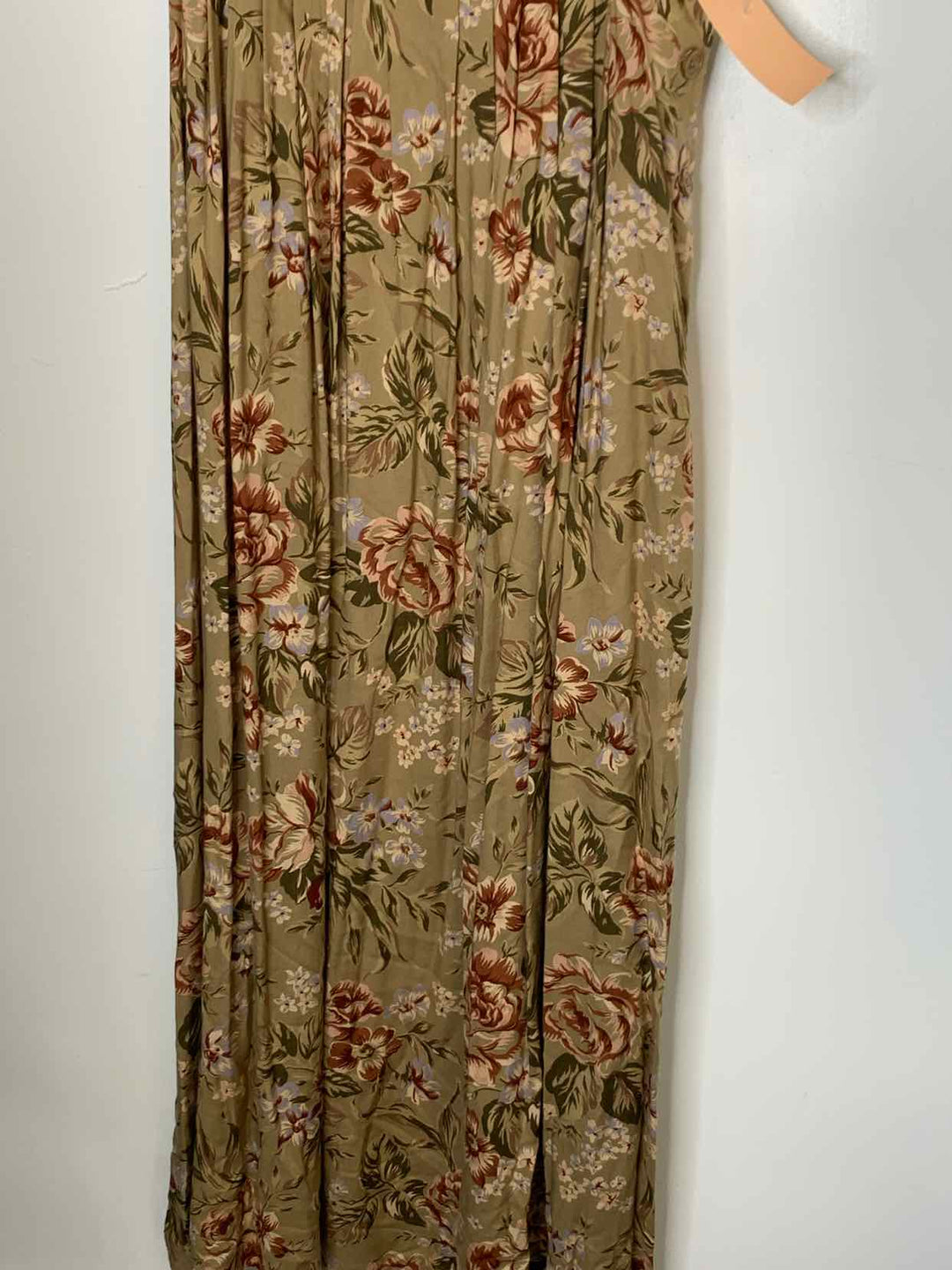 Women Size 10 Moda International Olive sleeveless dress
