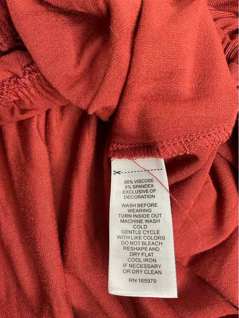 Cupio Size M Rust Keyhole long sleeve top