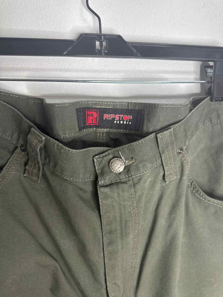 Size 38 X 30 Wrangler Olive Pants & Shorts Misc. Pants