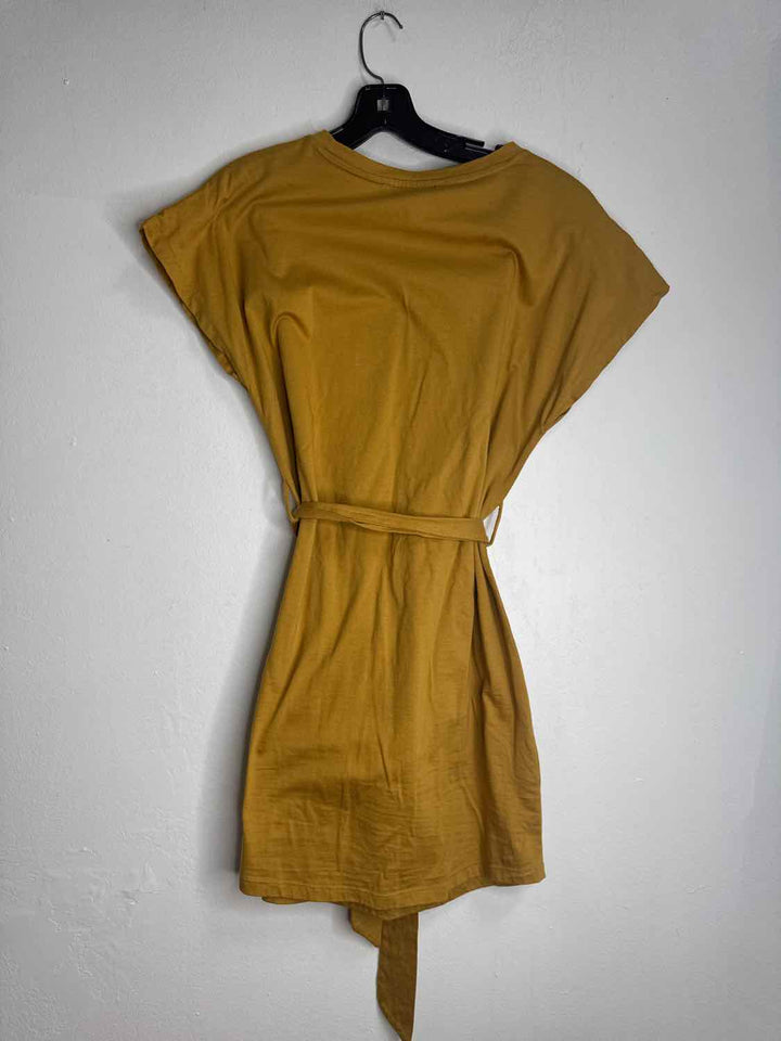 Forever21 Size S Mustard Belted short sleeve