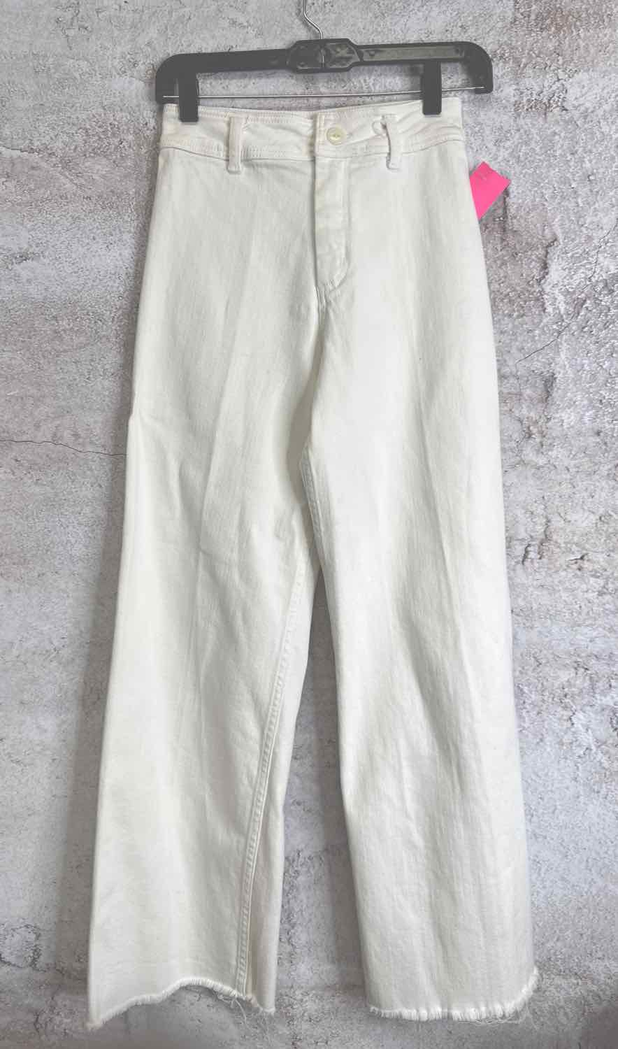 Miou Muse Size S White Solid jean capri
