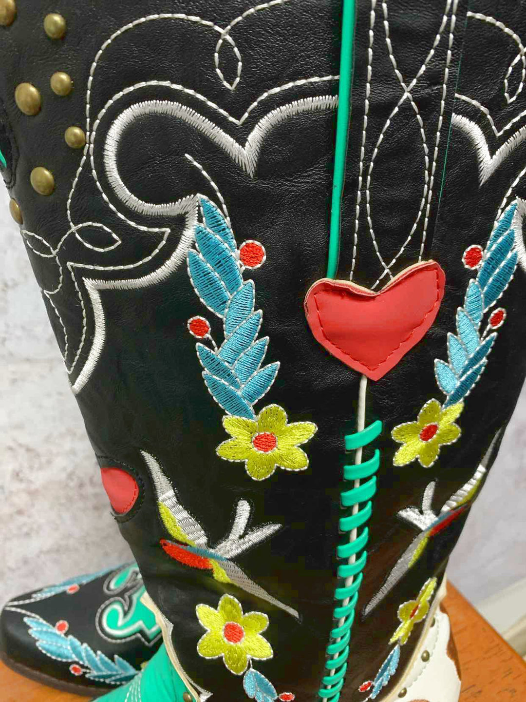 Urban Outfitters Multi-Color W Shoe Size 41 cowgirl boot