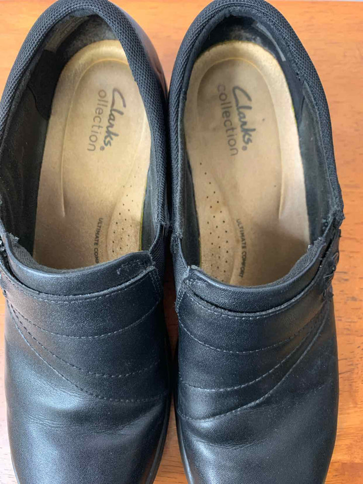Clarks Black W Shoe Size 9.5 flat shoe