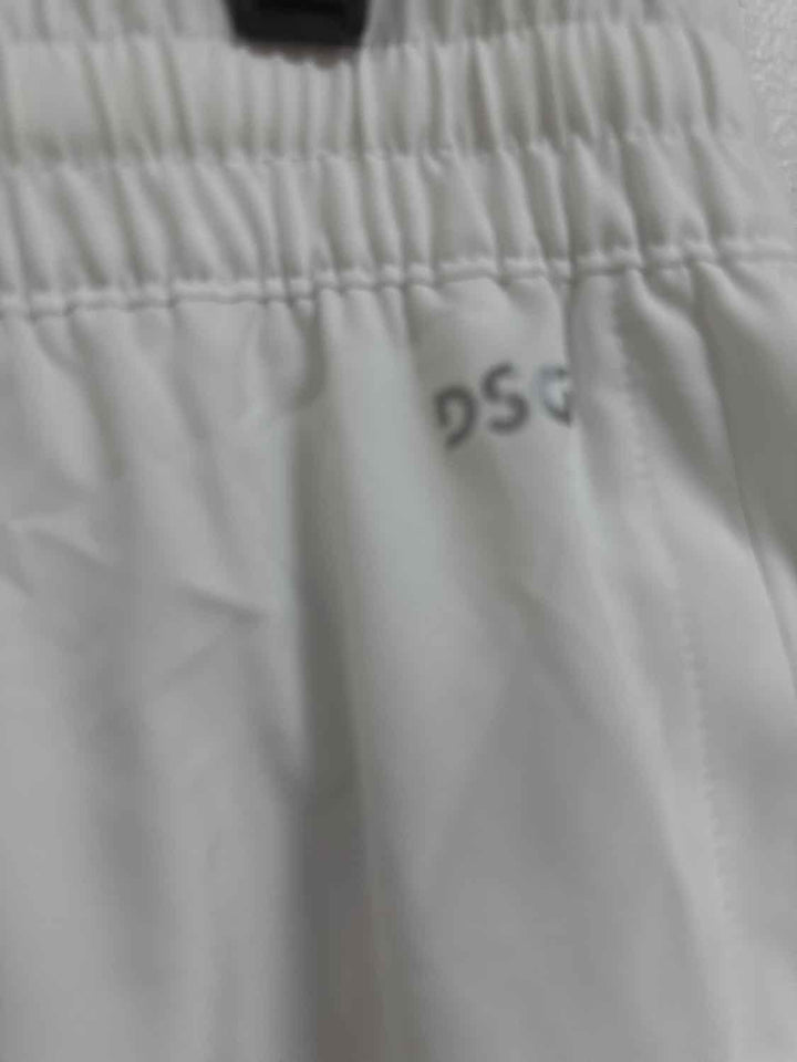 DSOL Basic Size L White NWT skort