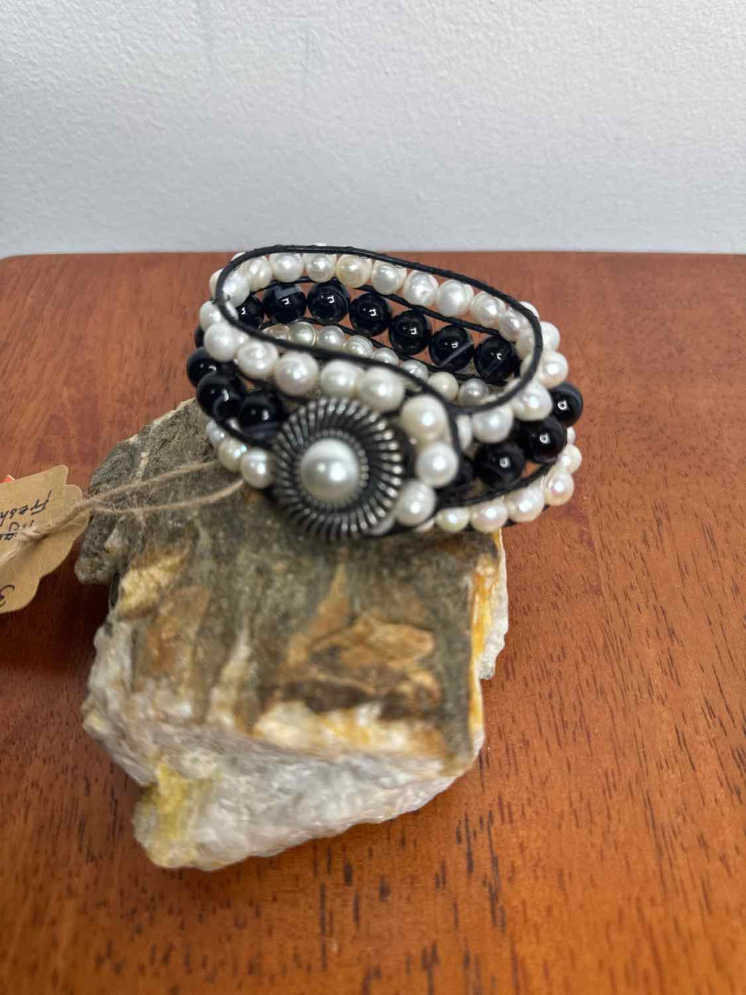 Stone Addiction Size OS Black Excellent Bracelet