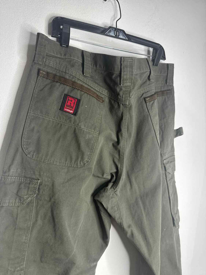 Size 38 X 30 Wrangler Olive Pants & Shorts Misc. Pants