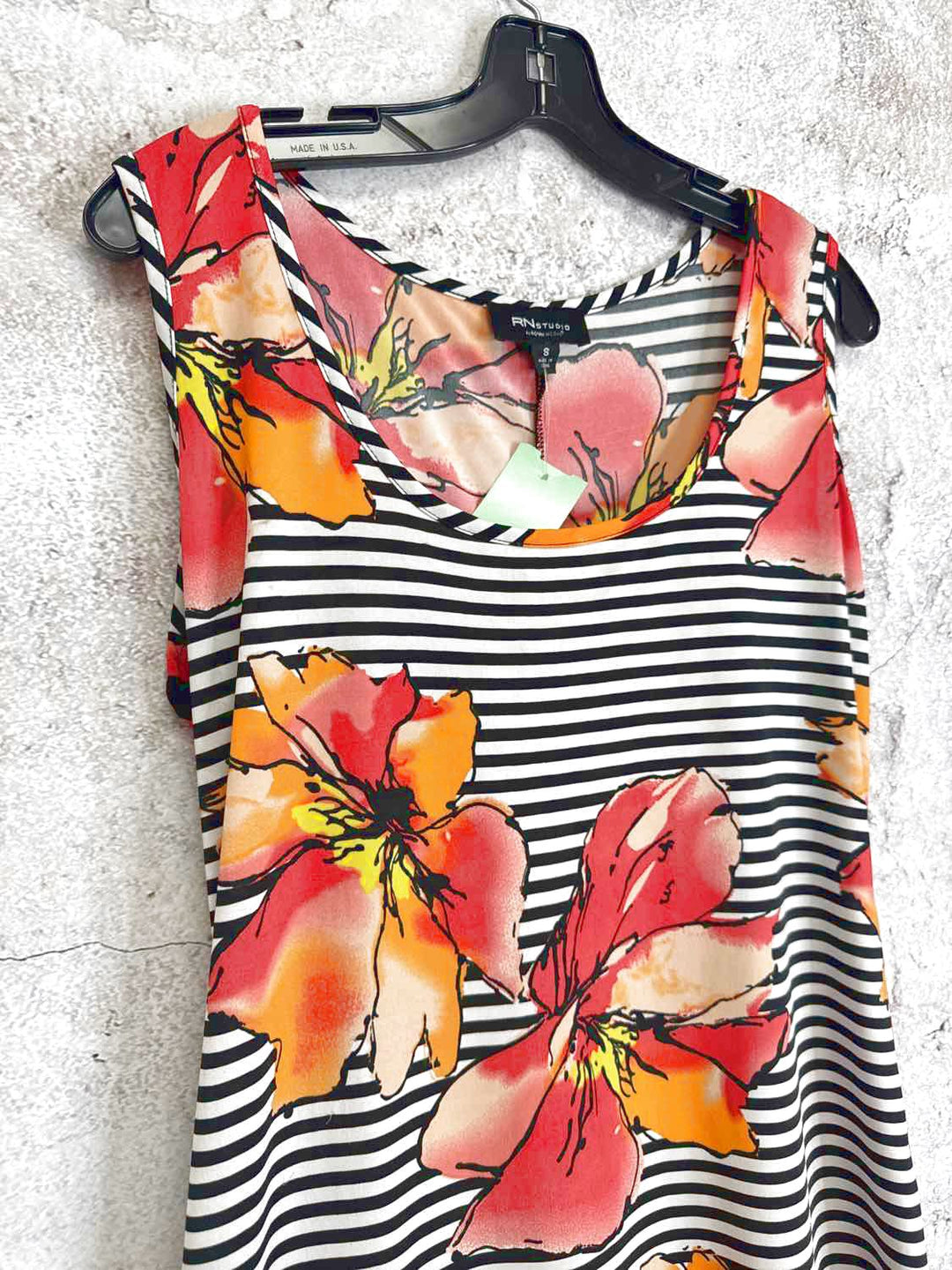 RN Studio Size S Orange short sleeve