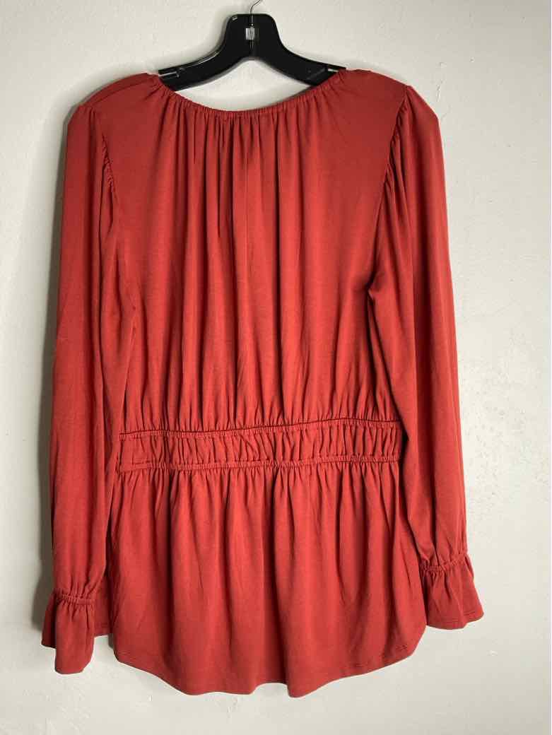 Cupio Size M Rust Keyhole long sleeve top