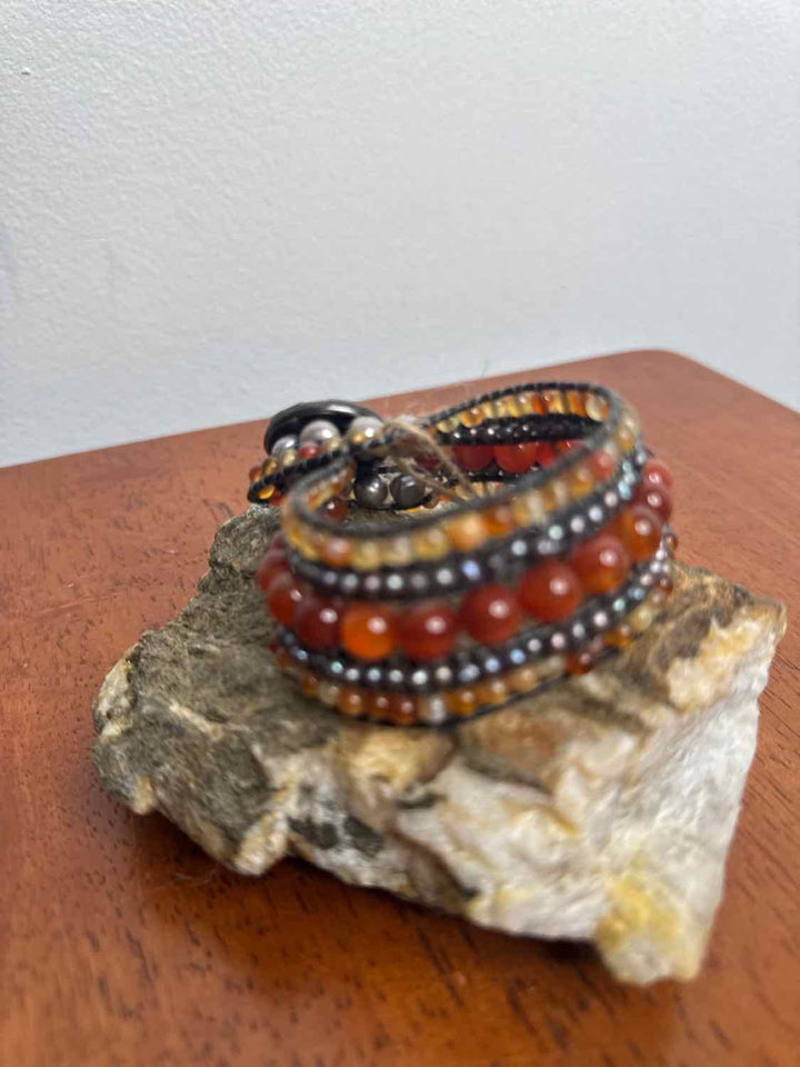 Stone Addiction Size OS Orange Excellent Bracelet