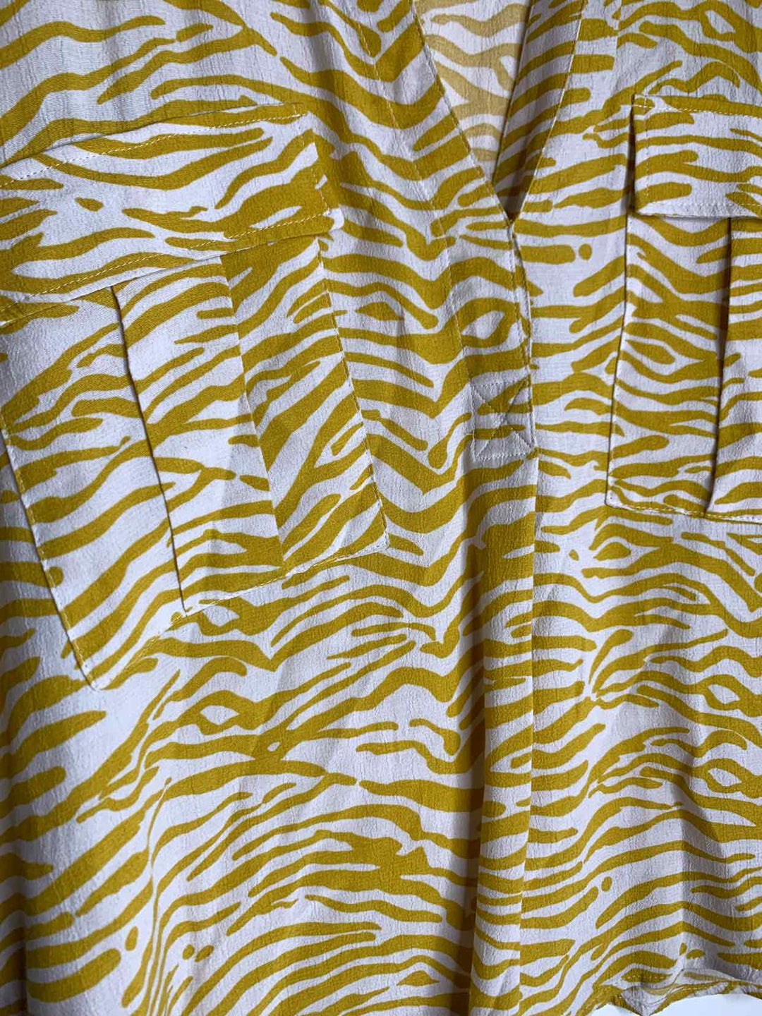 Maeve Women Size M Yellow short sleeve top