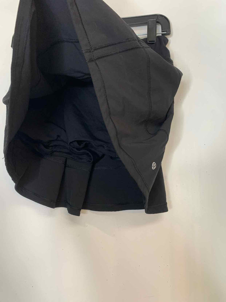 Women Size S Lululemon Black athletic skirt