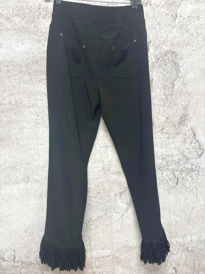 Joseph Ribkoff Size 10 Black crop pant