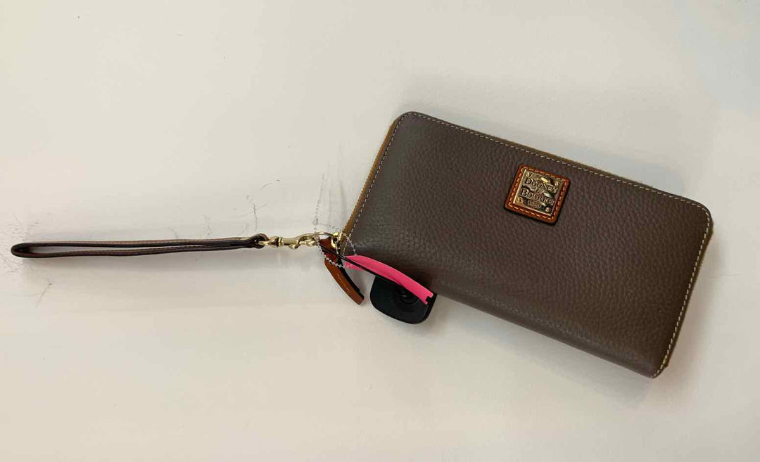 Dooney & Bourke Grey wristlet