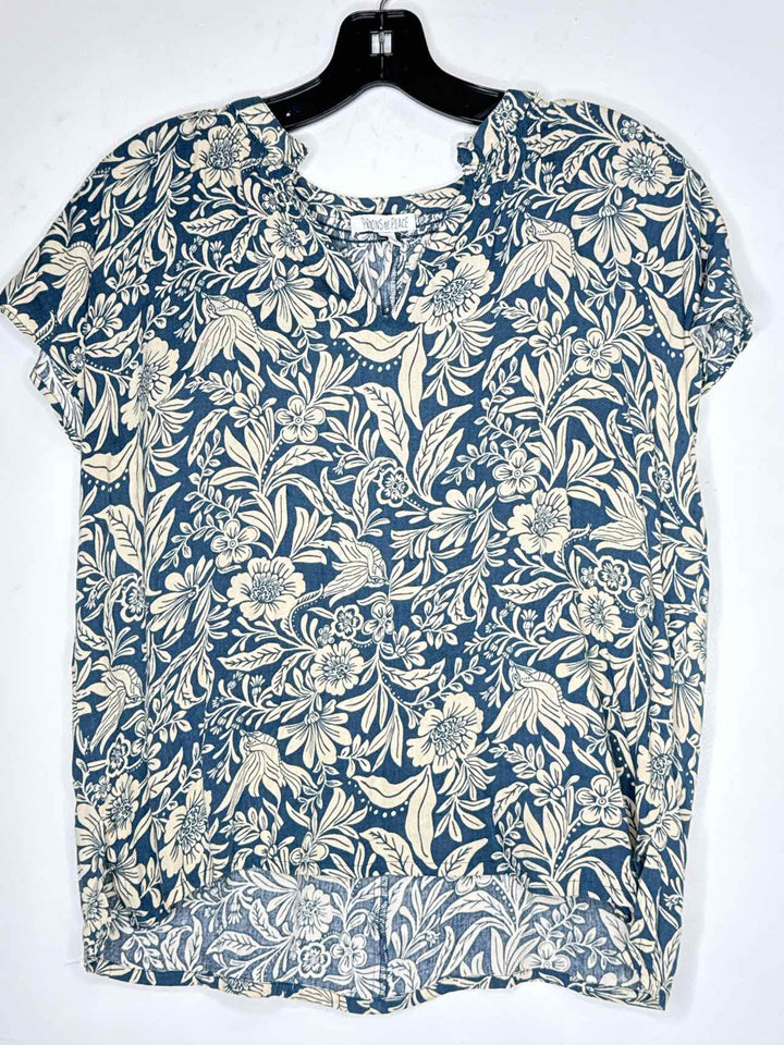 Patrons Of Peace Women Size S Blue short sleeve top