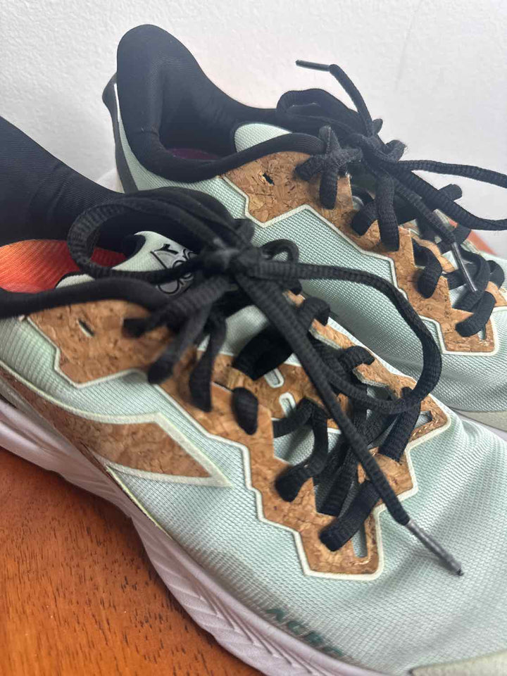 Diadora Shoe Size 8 Green athletic sneaker