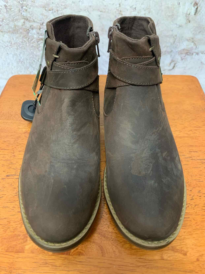 Clarks Brown W Shoe Size 6 ankle boots