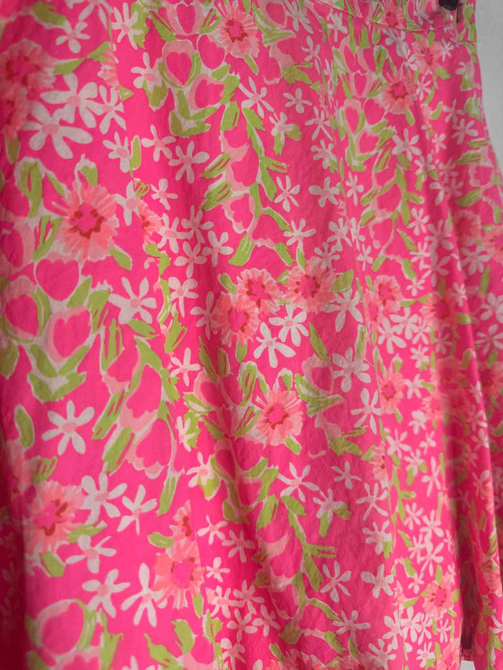 Lilly Pulitzer Size 8 Pink knee length skirt