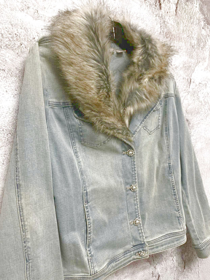 Chicos Size 1 Denim denim jacket